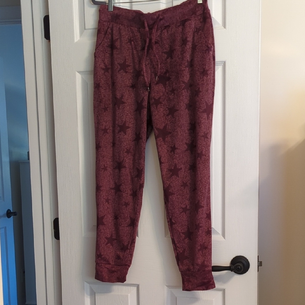 32 Degrees Burgundy Star Pattern Joggers